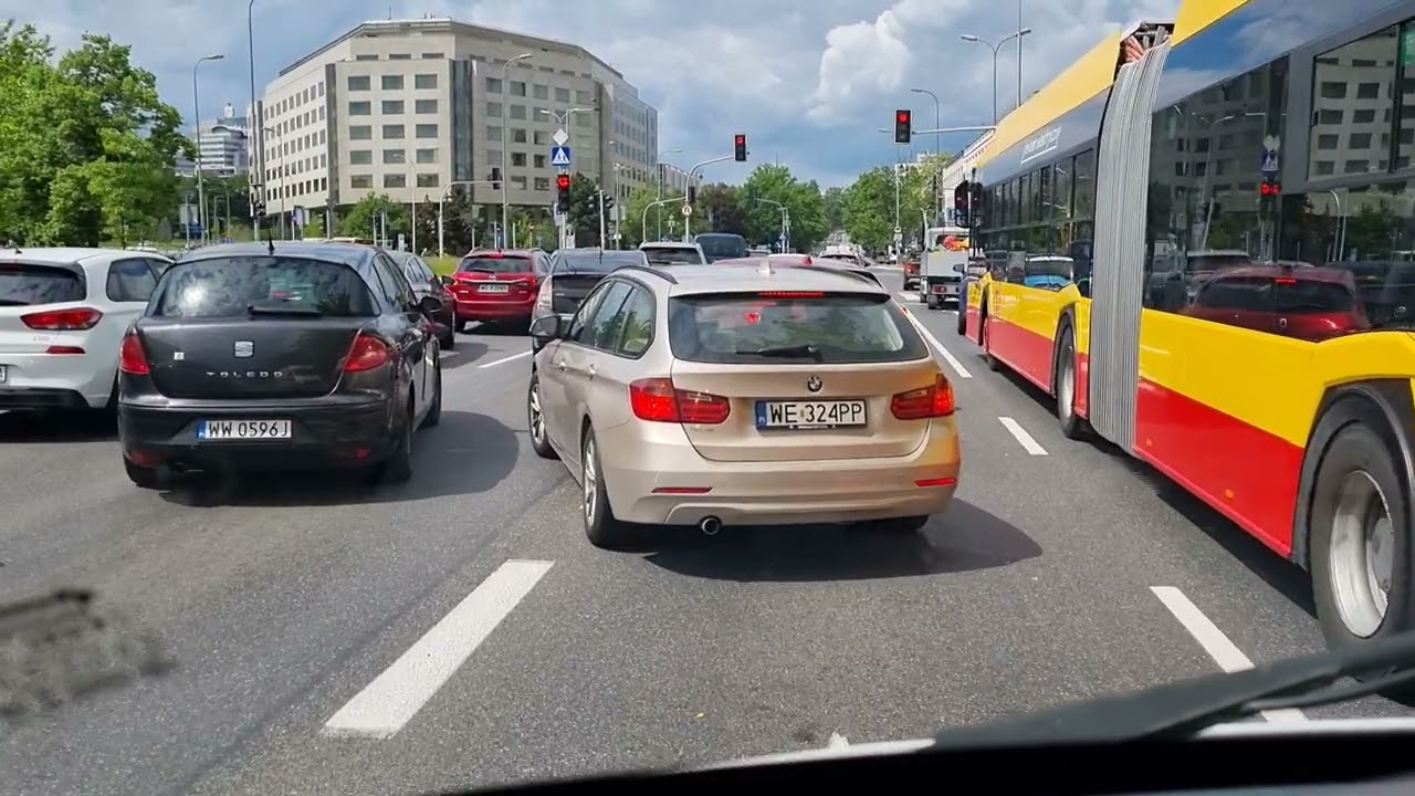 warsaw rescue - alarmowo z IPiNu do szpitala na Płocką w warszawie