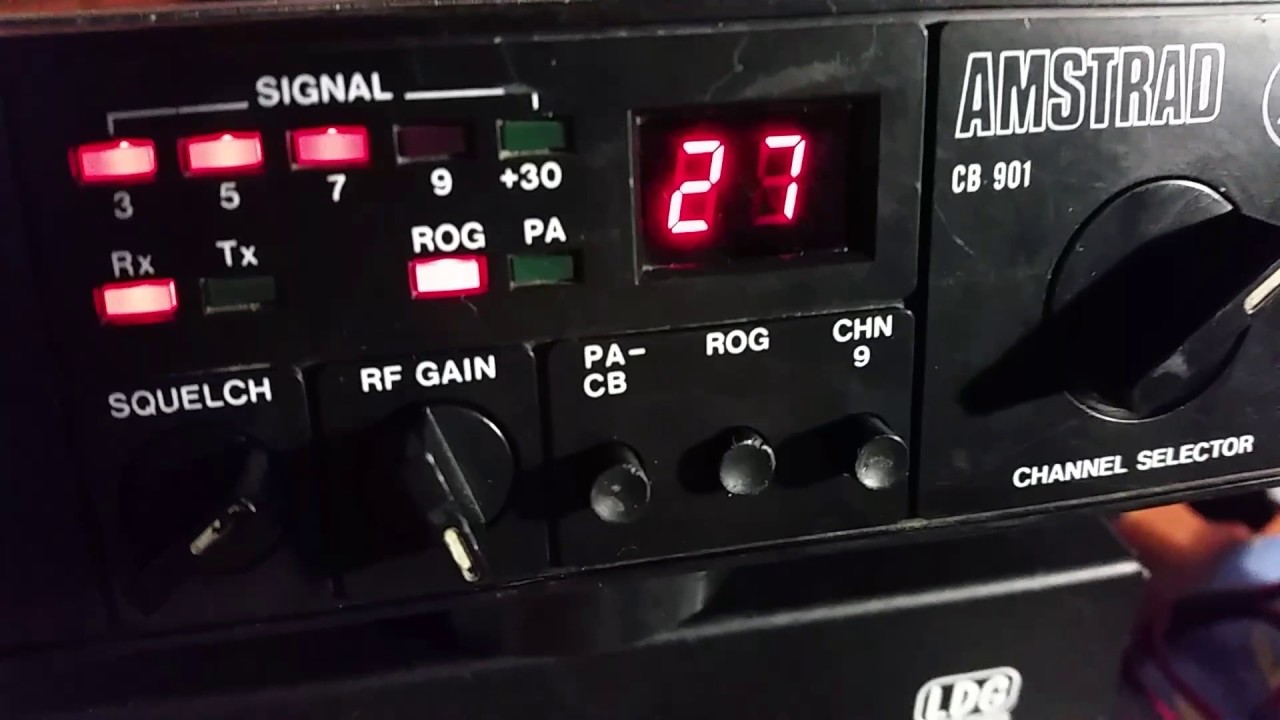 CB RADIO - 1980's Amstrad 901 working E layer skip