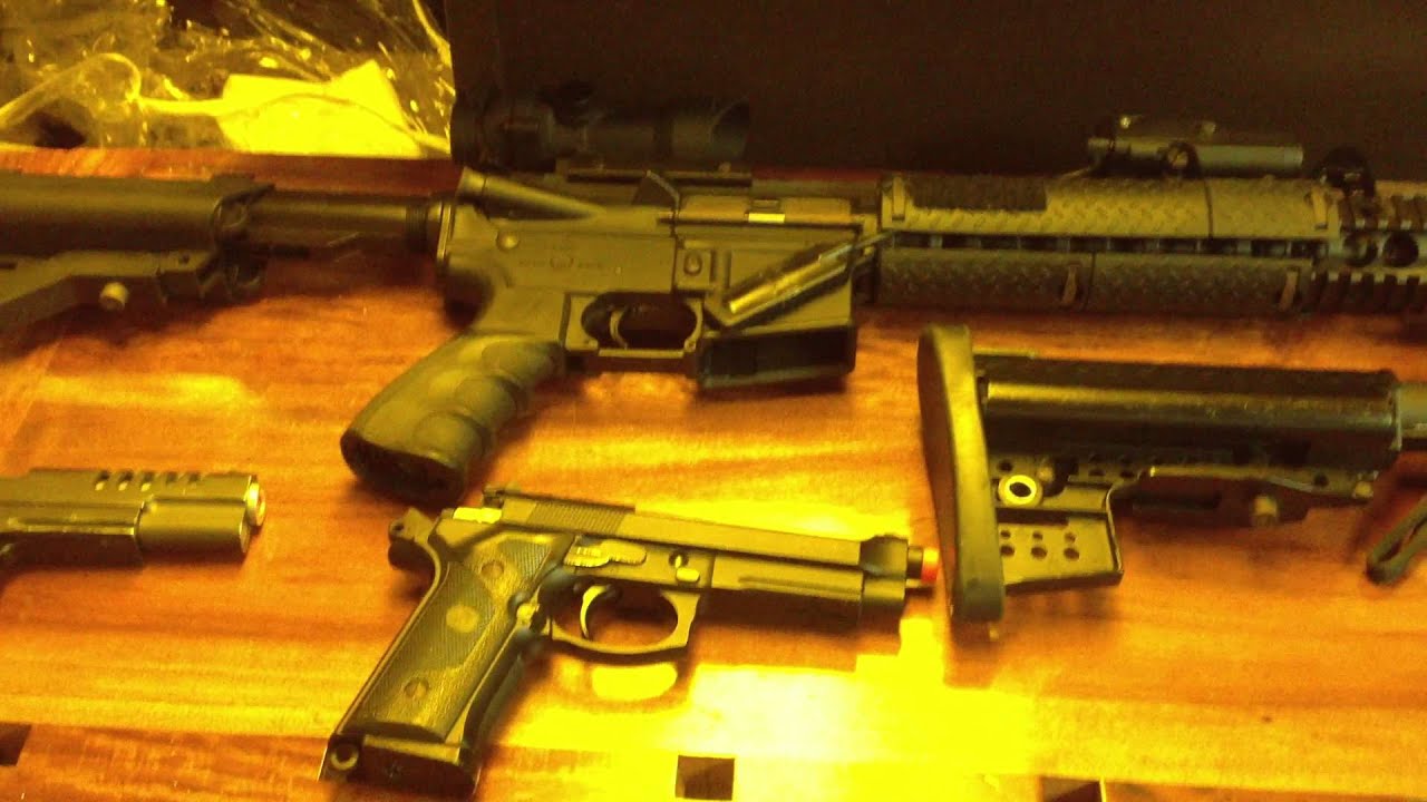 airsoft plastic VS. metal, whats right for you?