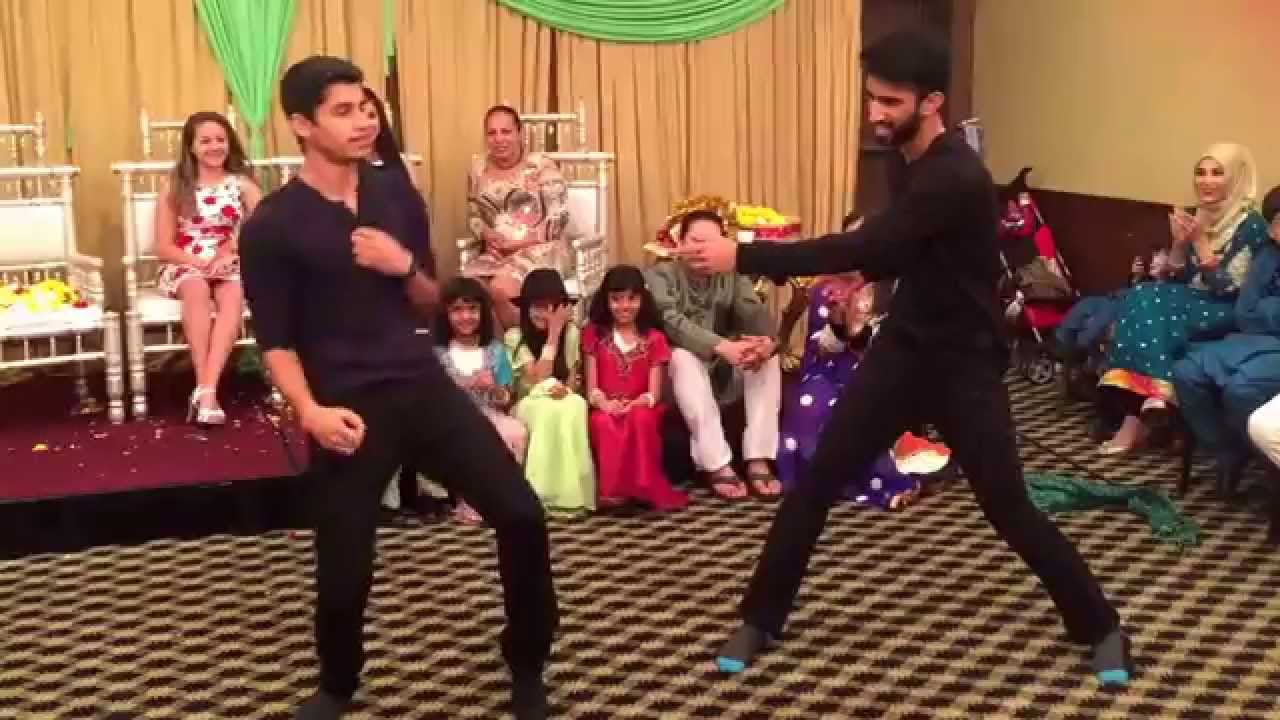 Mohib and Judy Mehndi Dance 2015 (Nadeem and Owais)