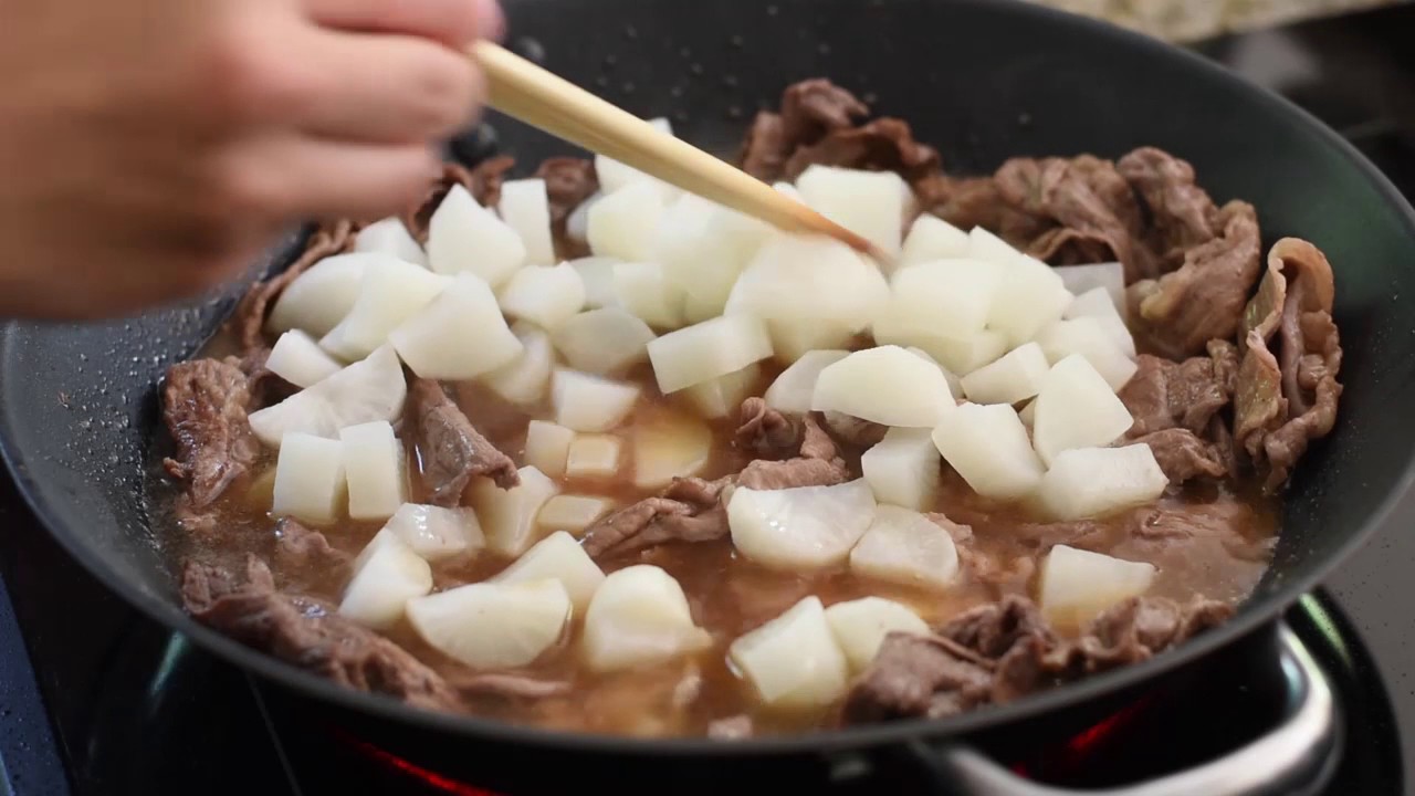 Japanese Beef with Daikon Radish