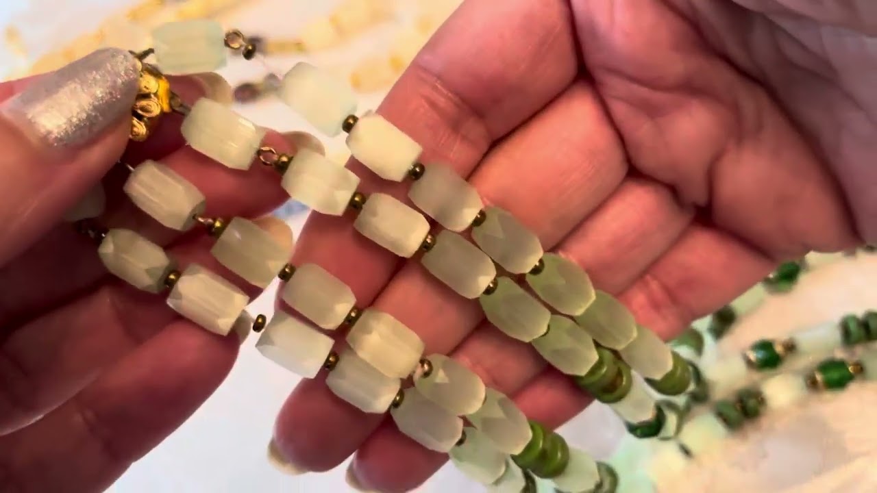 # 191 Чудесные сатиновые бусы и антикварная брошь! Vintage jewelry!