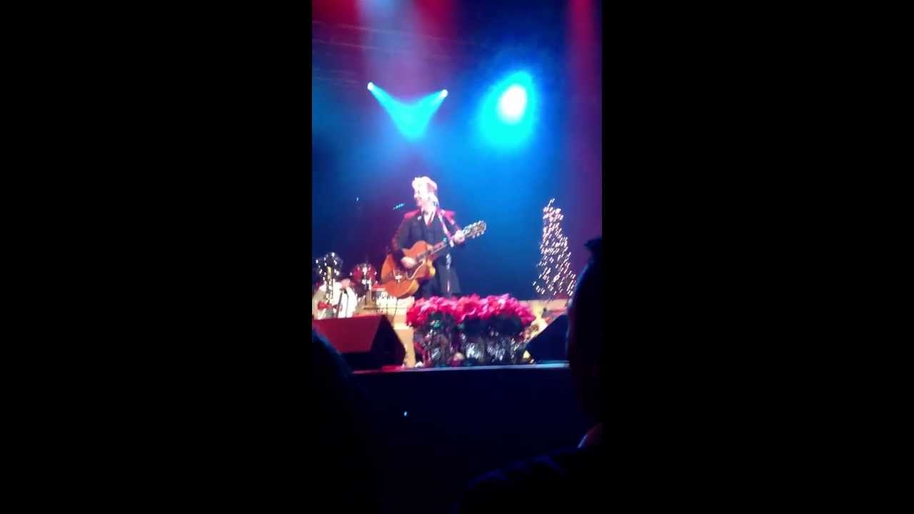 Brian Setzer plays Bill Haley's guitar/Rock Around the Clock and Shake, Rattle & Roll