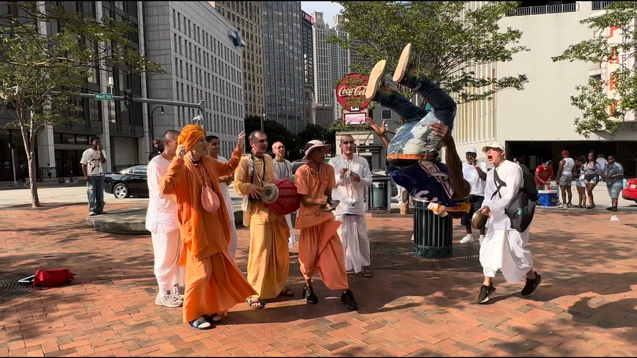 Ecstatic Harinama With Sripada Bhakti Vikasa Swami , Atlanta, USA
