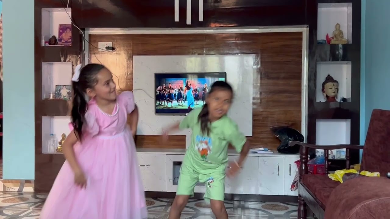 Yubina 6ori video 184 dancing nepali song “Dusman hereko herei”