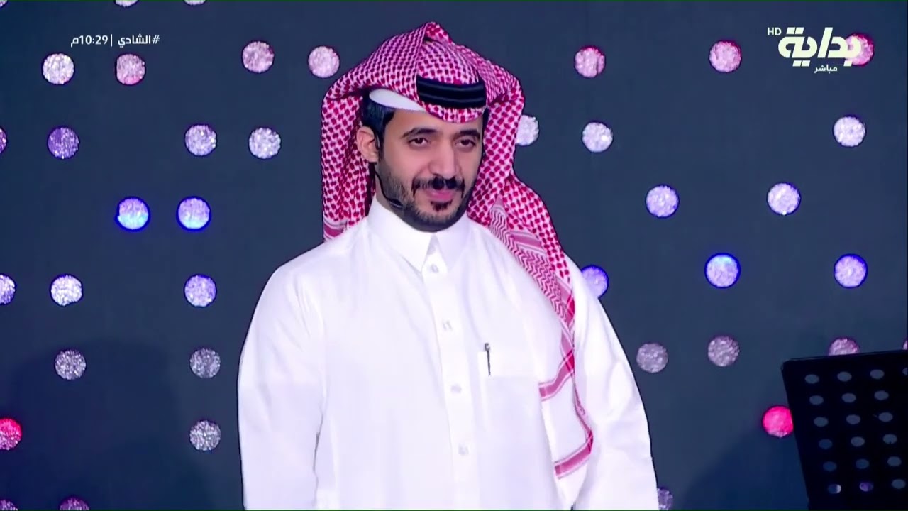 أجمعت اللجنة على ملاحظة التفرد بـ الأداء ! 