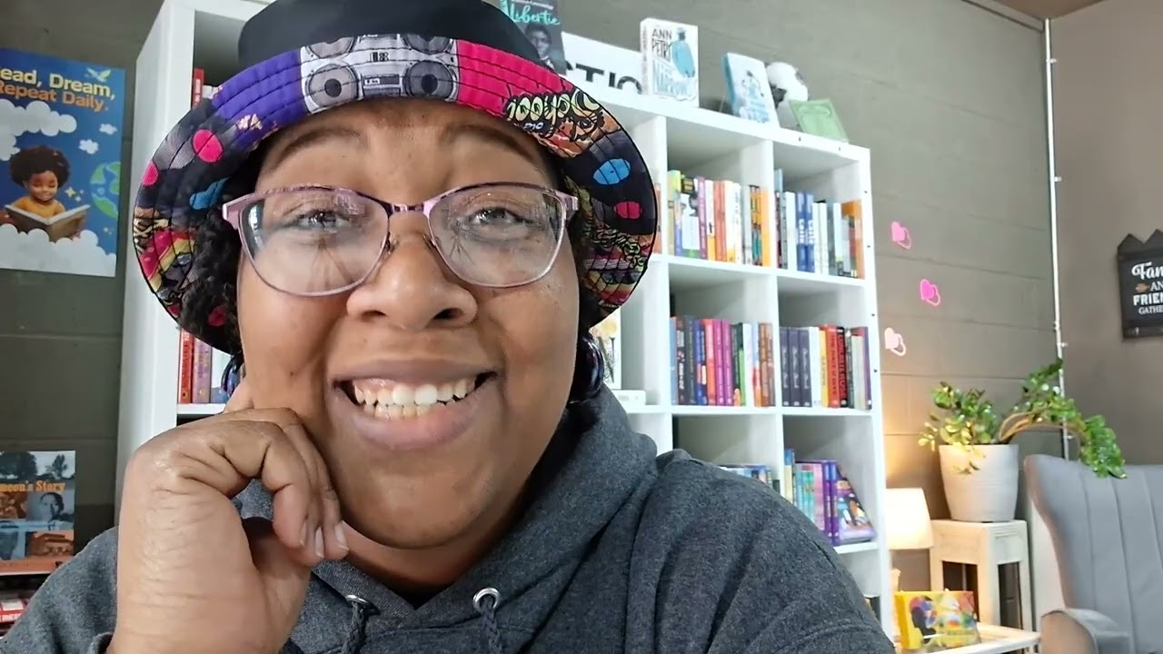 Bookstore Shenanigans : How you can support Indie Bookstors