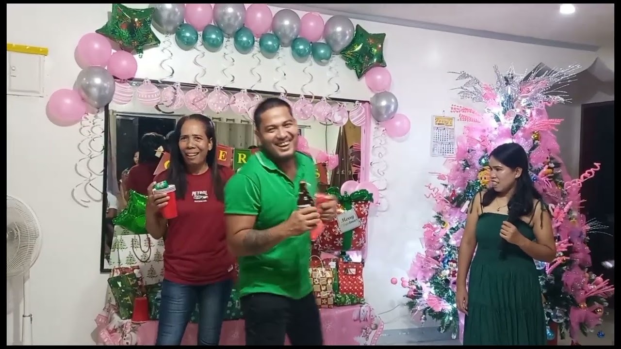 2025 Christmas gift giving 🎁 Christmas party Linao fam👨‍👩‍👦👩‍👩‍👧‍👧👨‍👩‍👧👨‍👨‍👦👨‍👩‍👧‍👦 @rosita9248 