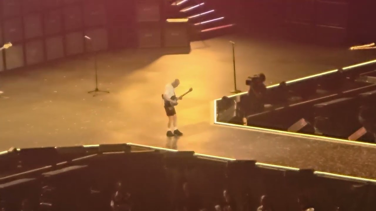 AC/DC TNT Brisbane