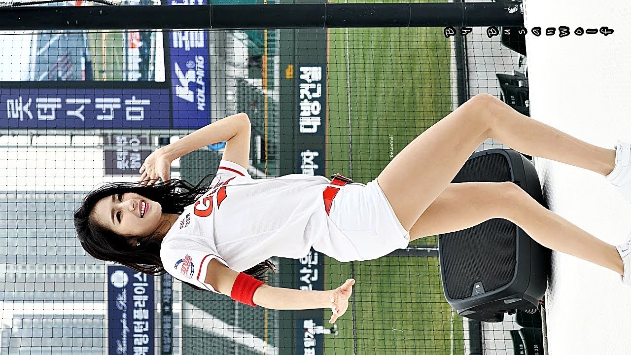롯데자이언츠 치어리더(CheerLeader) 박기량(Park Kiryang) 달라달라 (DALLA DALLA) - ITZY 직캠 2019 프로야구 사직야구장 by BusanWolf