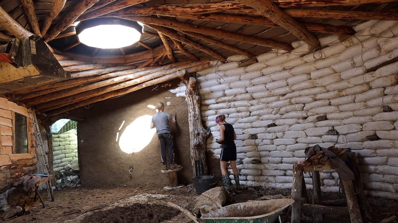 Off Grid Earthbag Workshop Part 38 How To Mix Cob