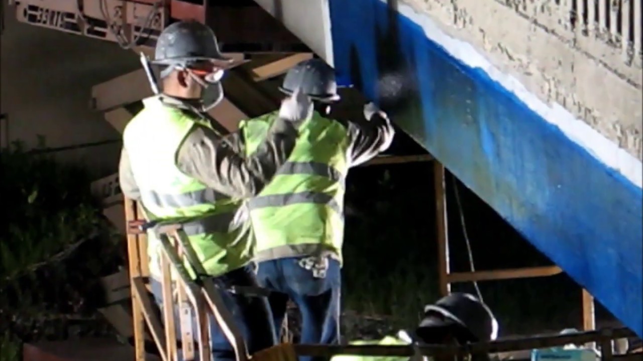 Rehabilitación Estructural de un Puente Dañado por Impactos de Vehículos