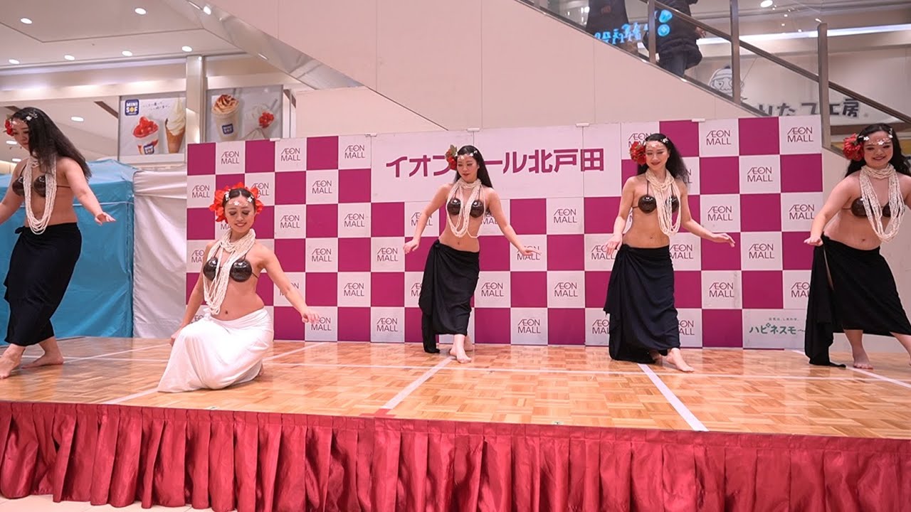 タヒチヌイ　イオンモール北戸田　2024年 冬12月　3回目前半から2曲　Tahiti nuiタヒチアンダンスショー Tahitian　Tahiti Fenua He'euri　やさしさに包まれたなら