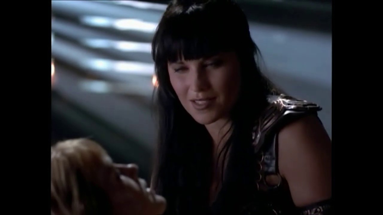 Xena & Gabrielle warning sign