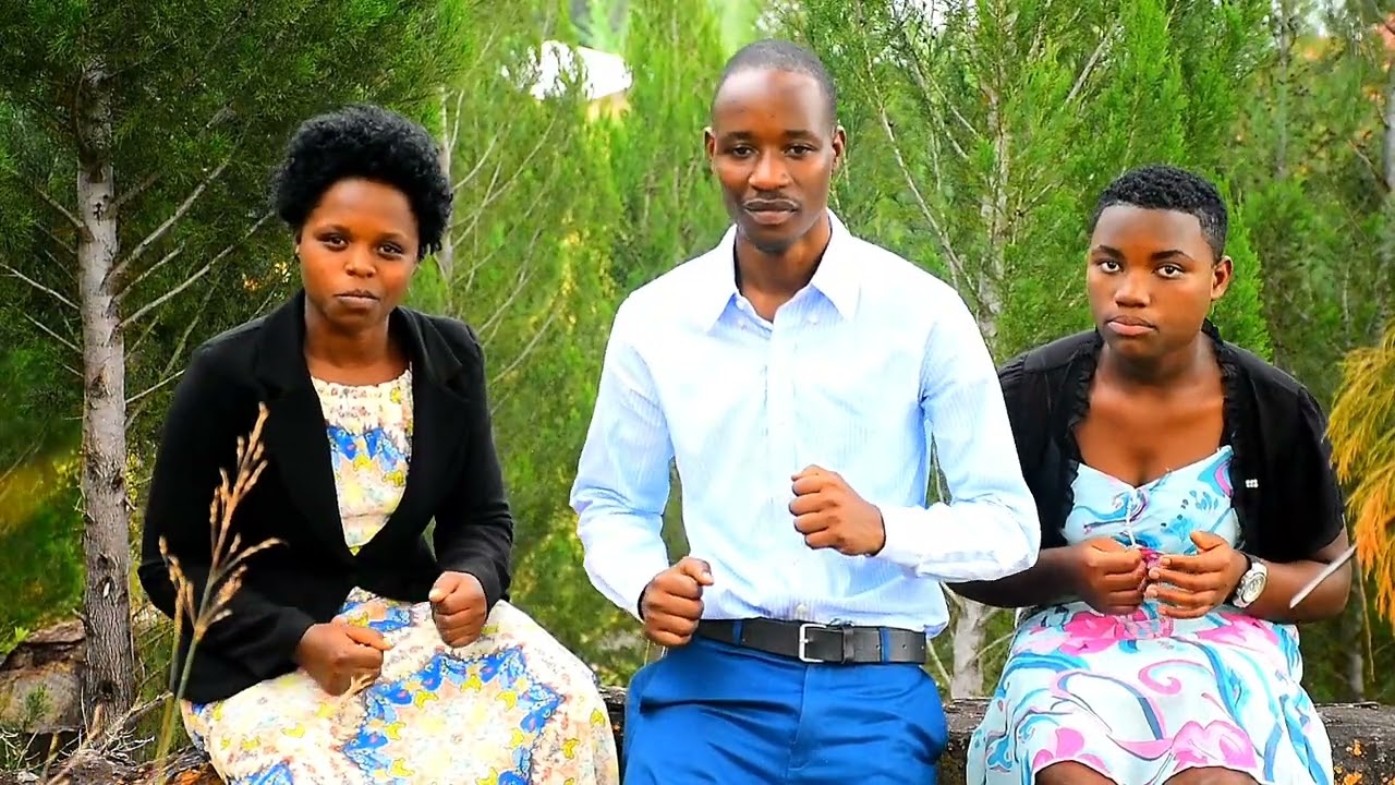 BIDATINZE BY UBUMWE BWA KRISTO FAMILY CHOIR.       AMEN music studio 
