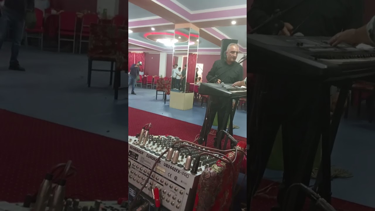 Chozro Chozroq in the field-Замири Тиллозод ҳар медон-Замири Тиллозод месарояд-Поёт Замир Тиллозод