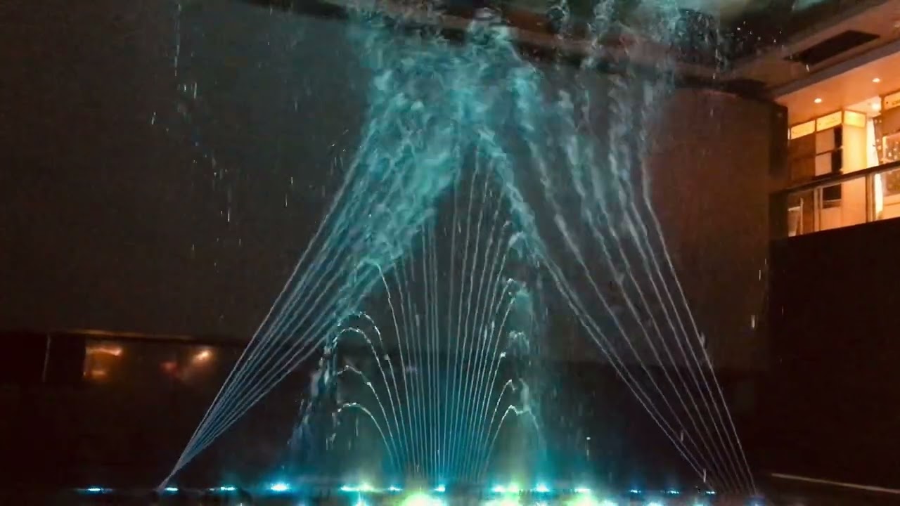 Grand Indonesia Fountain show 2 pm on iPad | 01/05/22