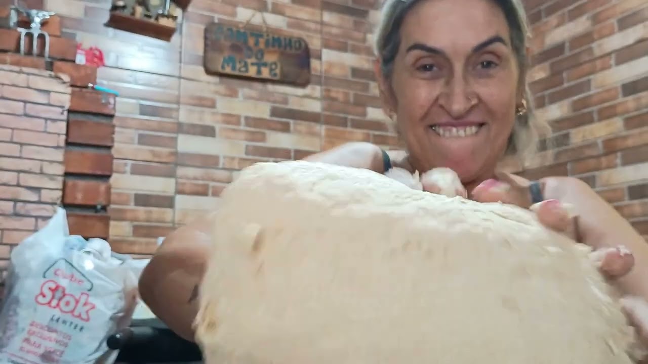 Fazendo um pão 🍞🥐 caseiro receita maravilhosa 😋😋