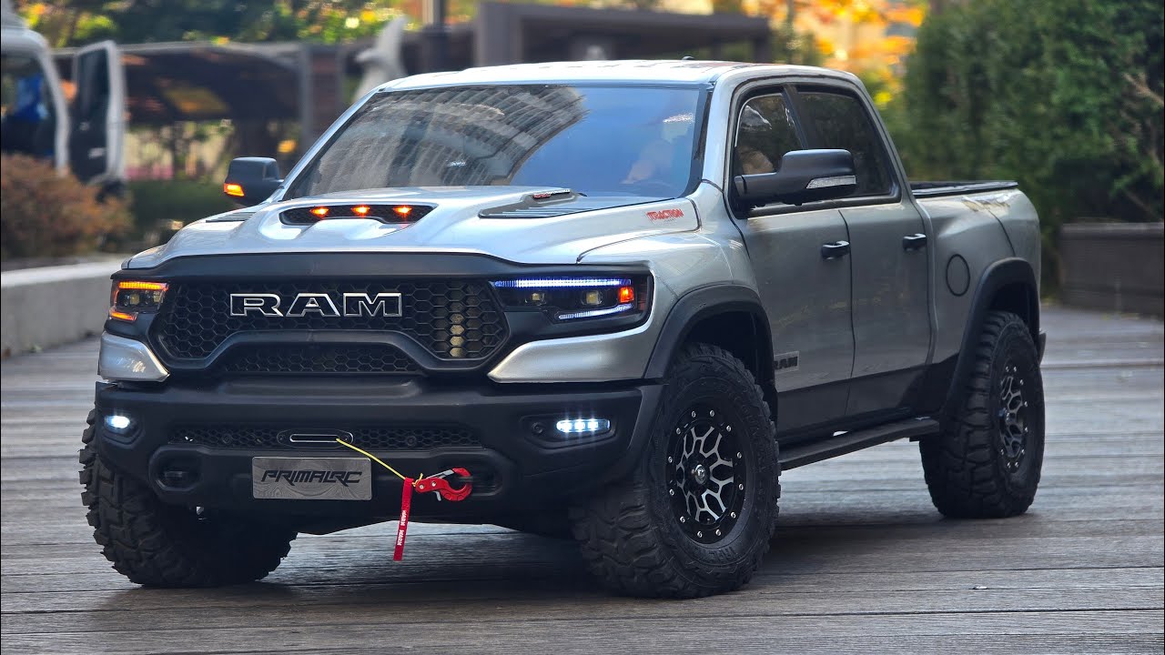 1/8 Scale Traction Hobby RAM1500 Unboxing & Test RUN