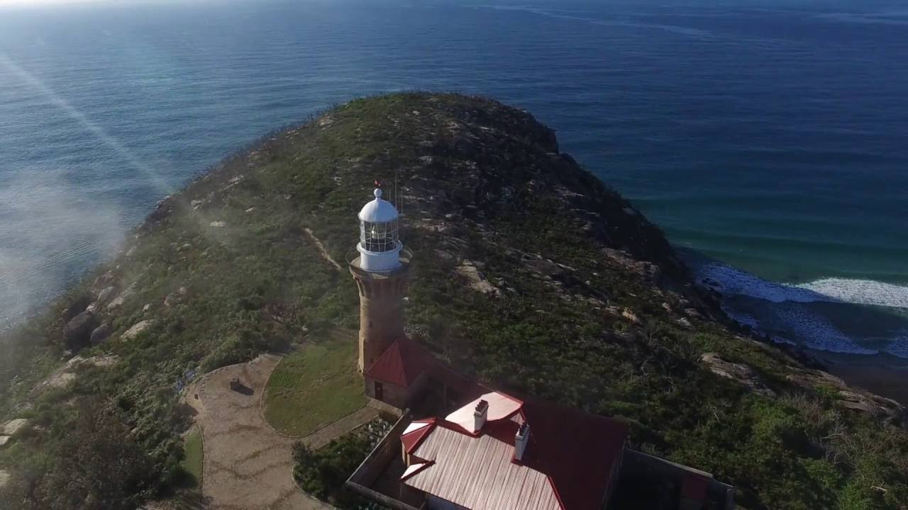 Palm Beach NSW Barrenjoey Lighthouse Home and Away set