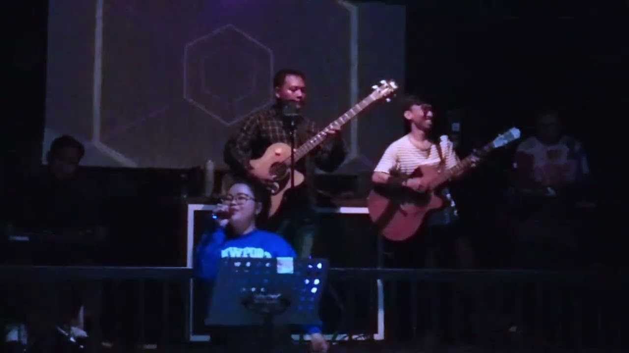 riliest band konser luar biasa