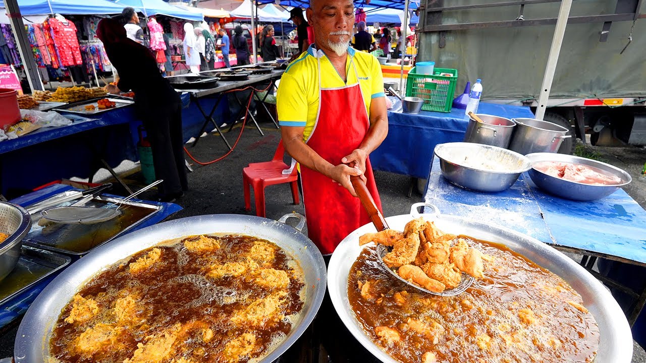 Best Street Food Malaysia 🇲🇾 | Pasar Malam Sri Manja – Cheap, Delicious & So Many Choices!