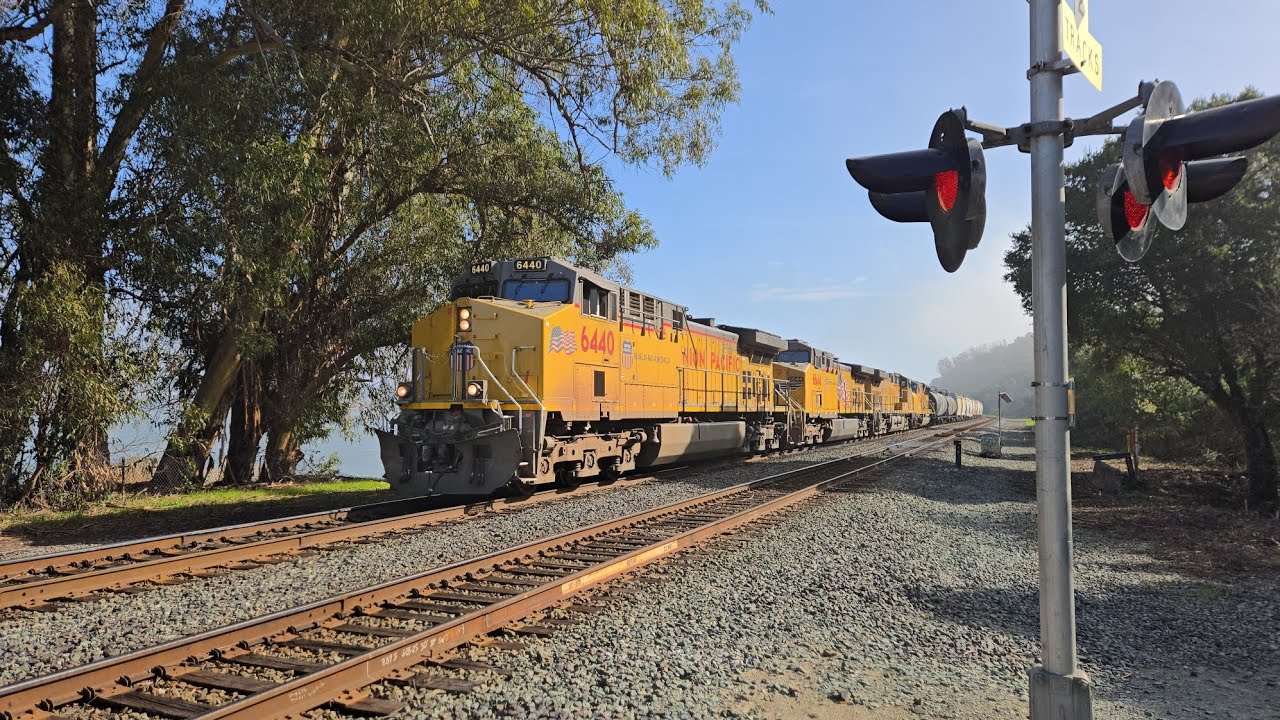 Union Pacific MRVOA at Eckley Pier with UP #6440, #6644, #5882, and #9915