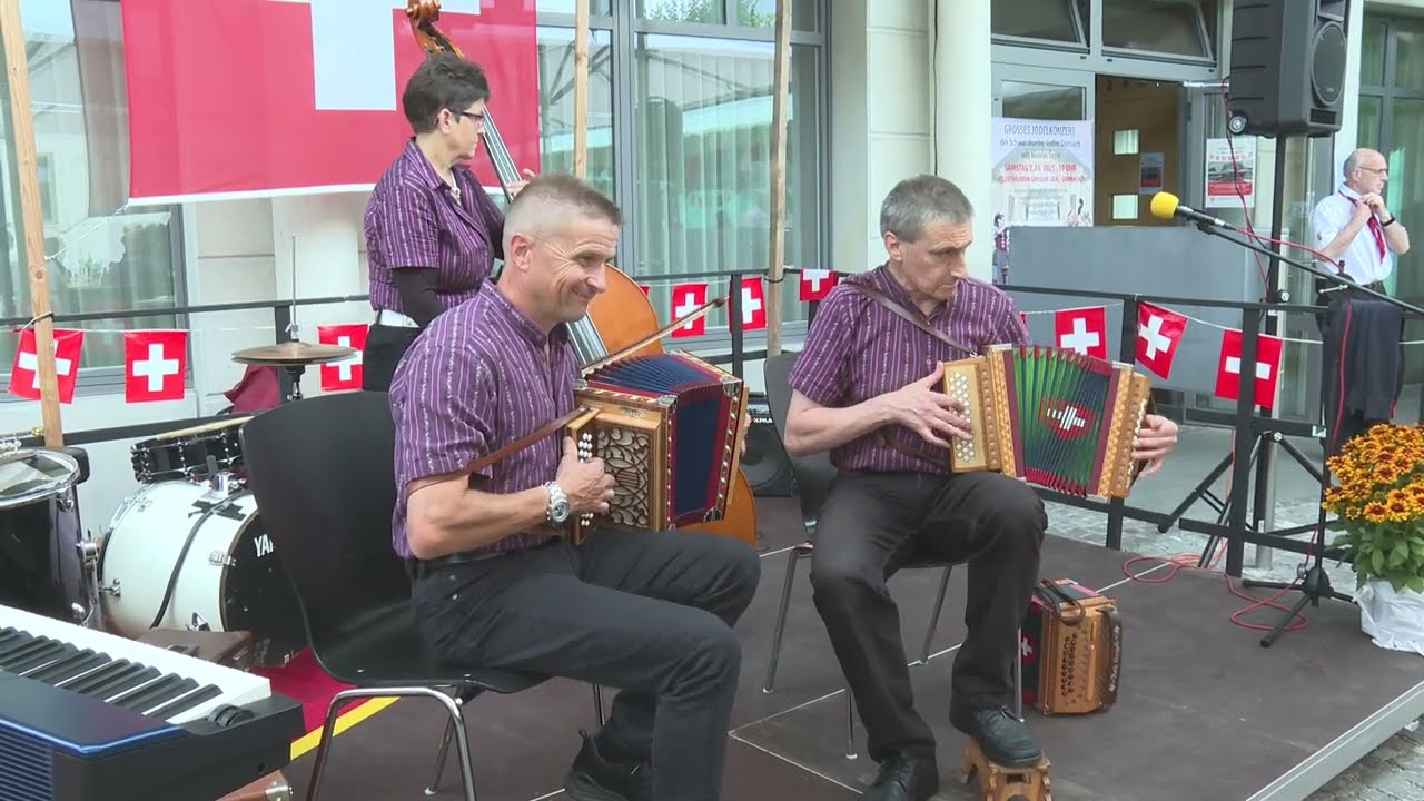 Urchige Jodlerchilbi in Reinach