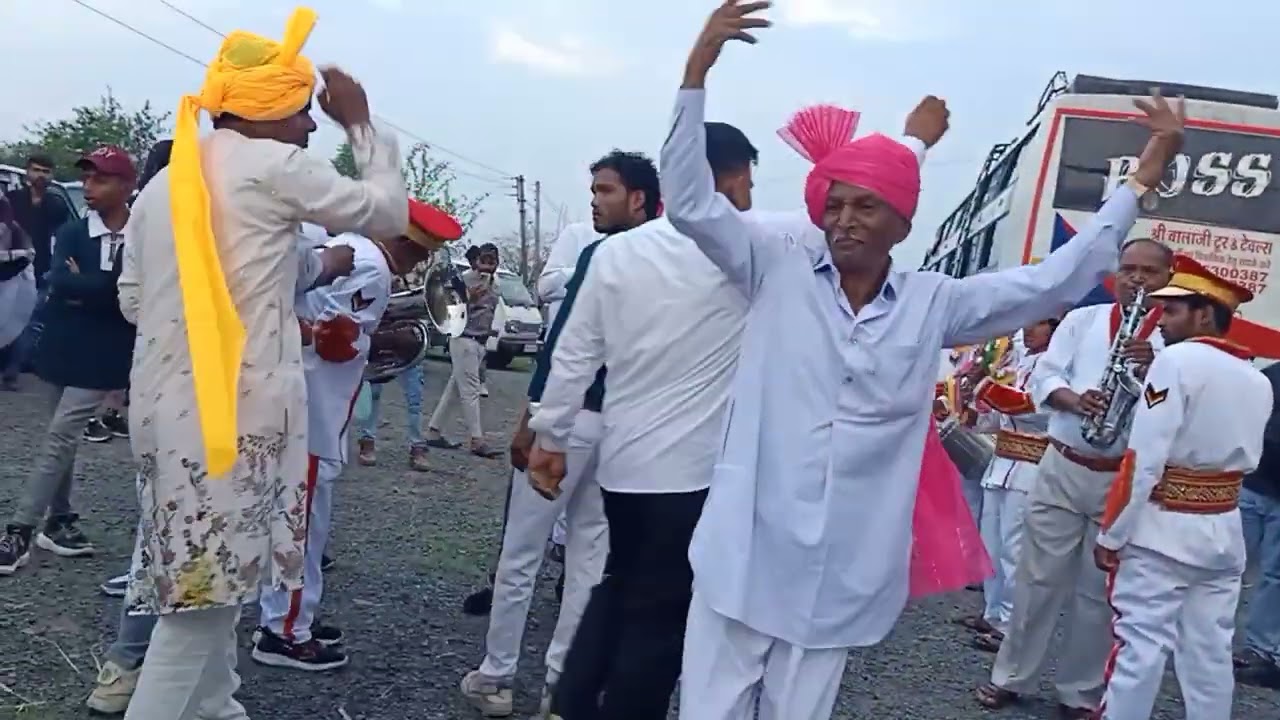 होठों पे ऐसी बात song RAJ KAMAL BAND KASRAWAD ma Gamma bhai📱9753085715,7089220696, जिला खरगोन MP