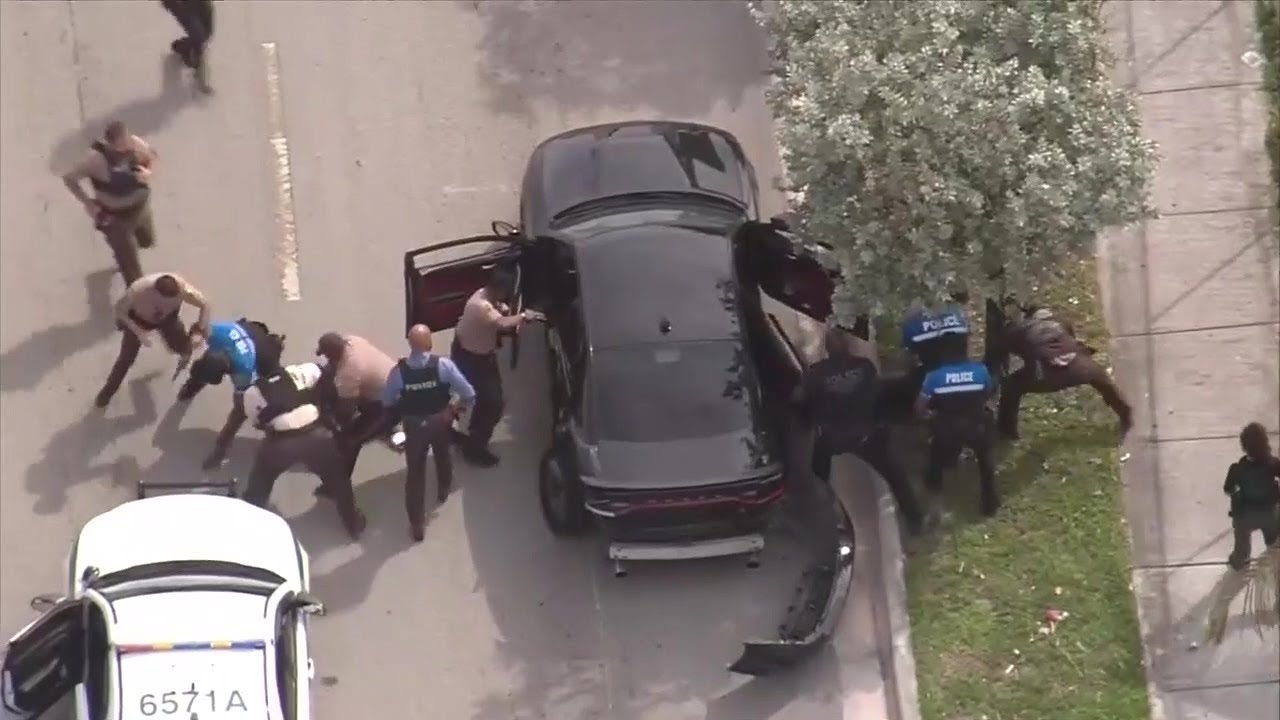 2 men taken into custody in NW Miami-Dade after shooting leads to police chase