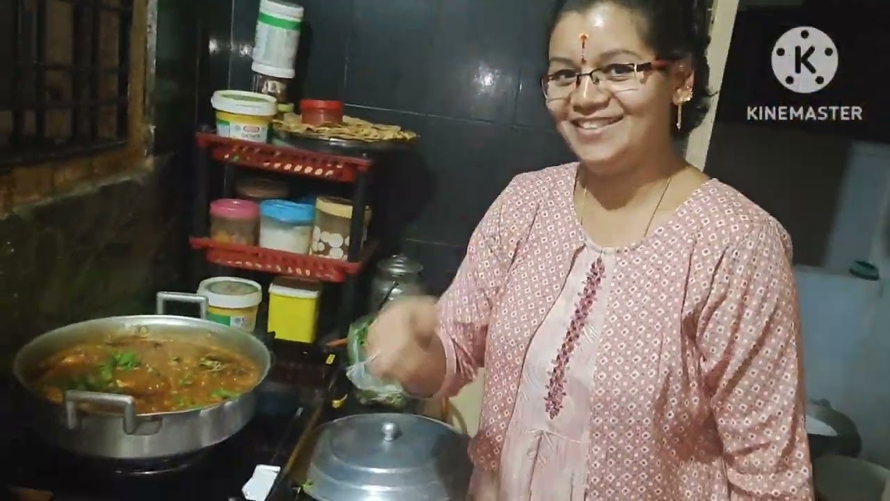 #maa mardal #vala intlo daawat...dont miss the video family #