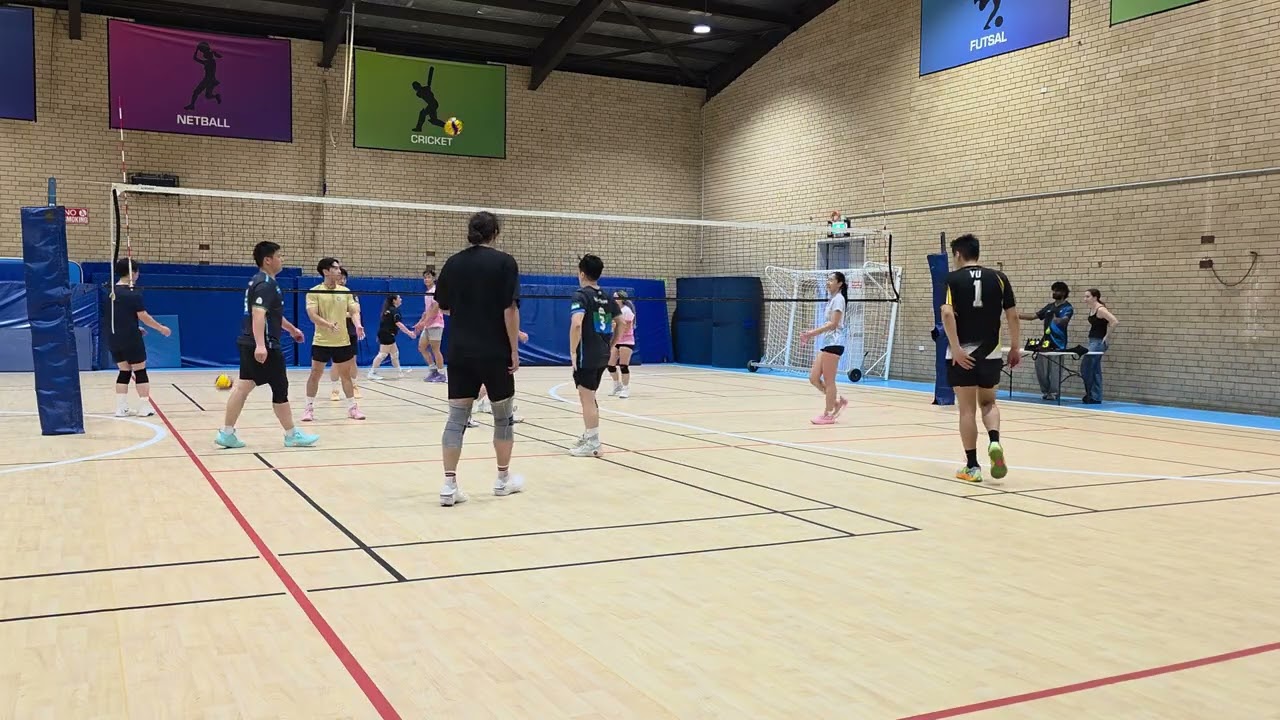 Thunder Cup┃Henry's Phamily Mart Vs. Dig Pigs┃Set 3