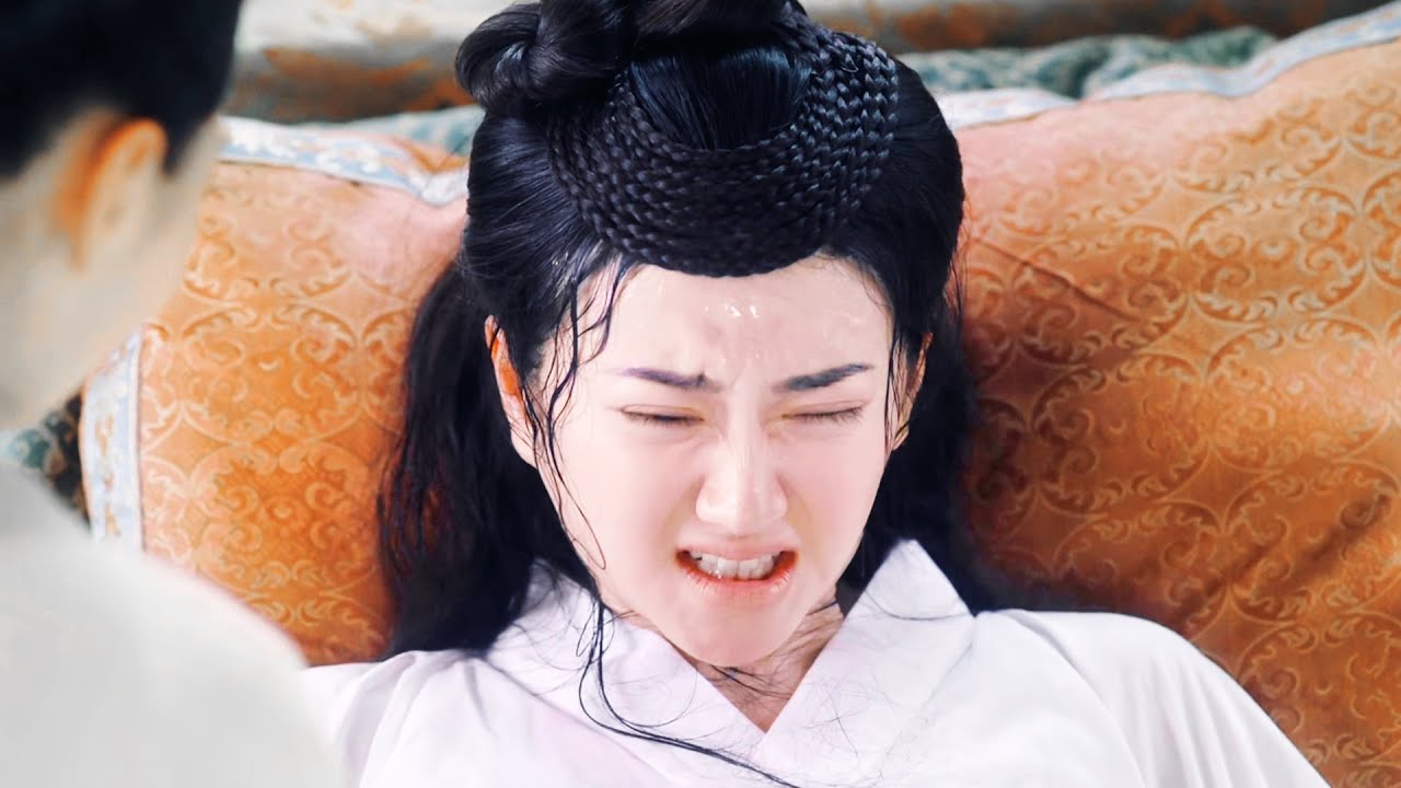 灰姑娘得知王爺死訊，悲痛之下早產生下皇室唯一的繼承人！#中國電視劇 #movie #任嘉倫