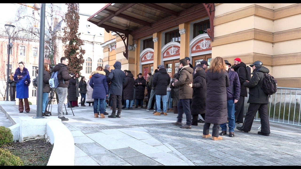 REVOLTĂ ÎN CULTURĂ