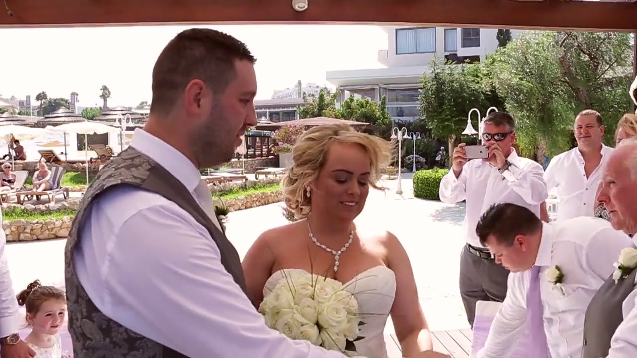 Video highlights of Lindsey & Tony's wedding at the Capo Bay hotel