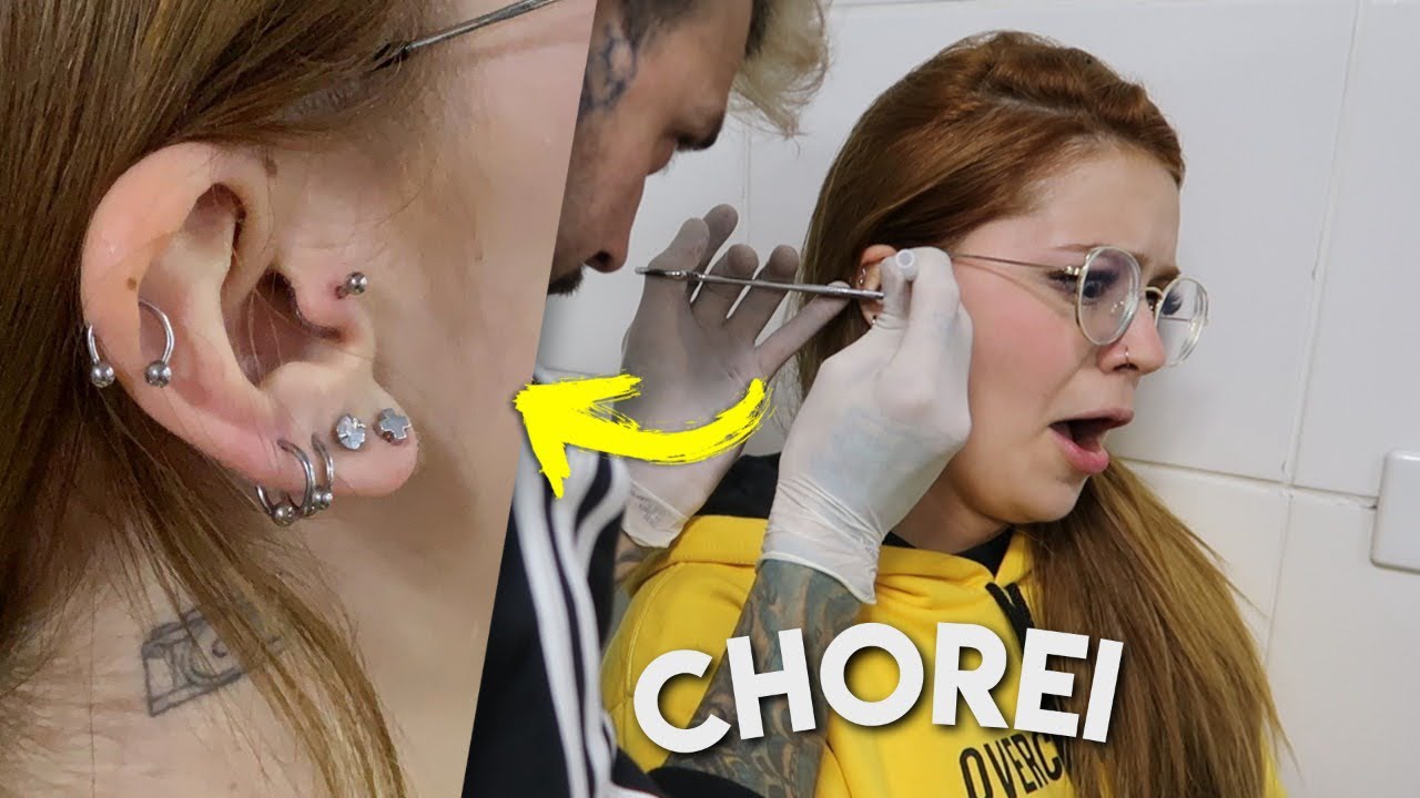 COLOCANDO PIERCING