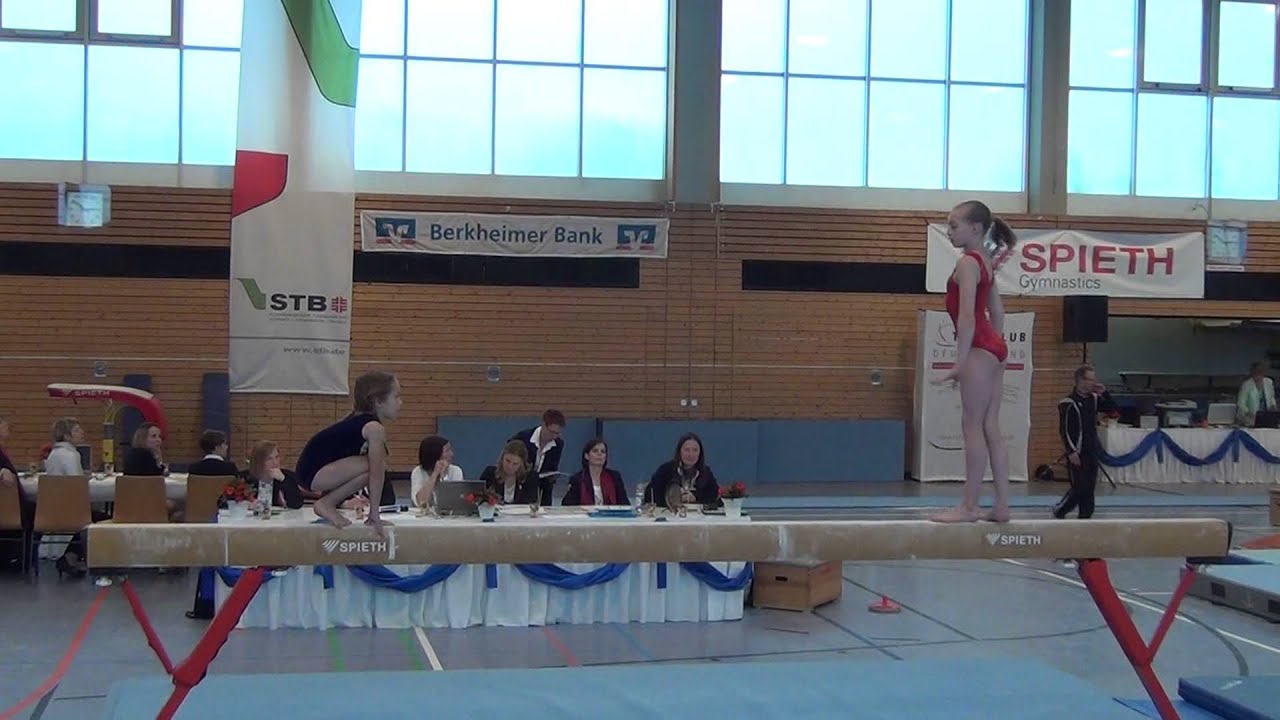 Carina Kröll und AK7 Turnerin Berkheim