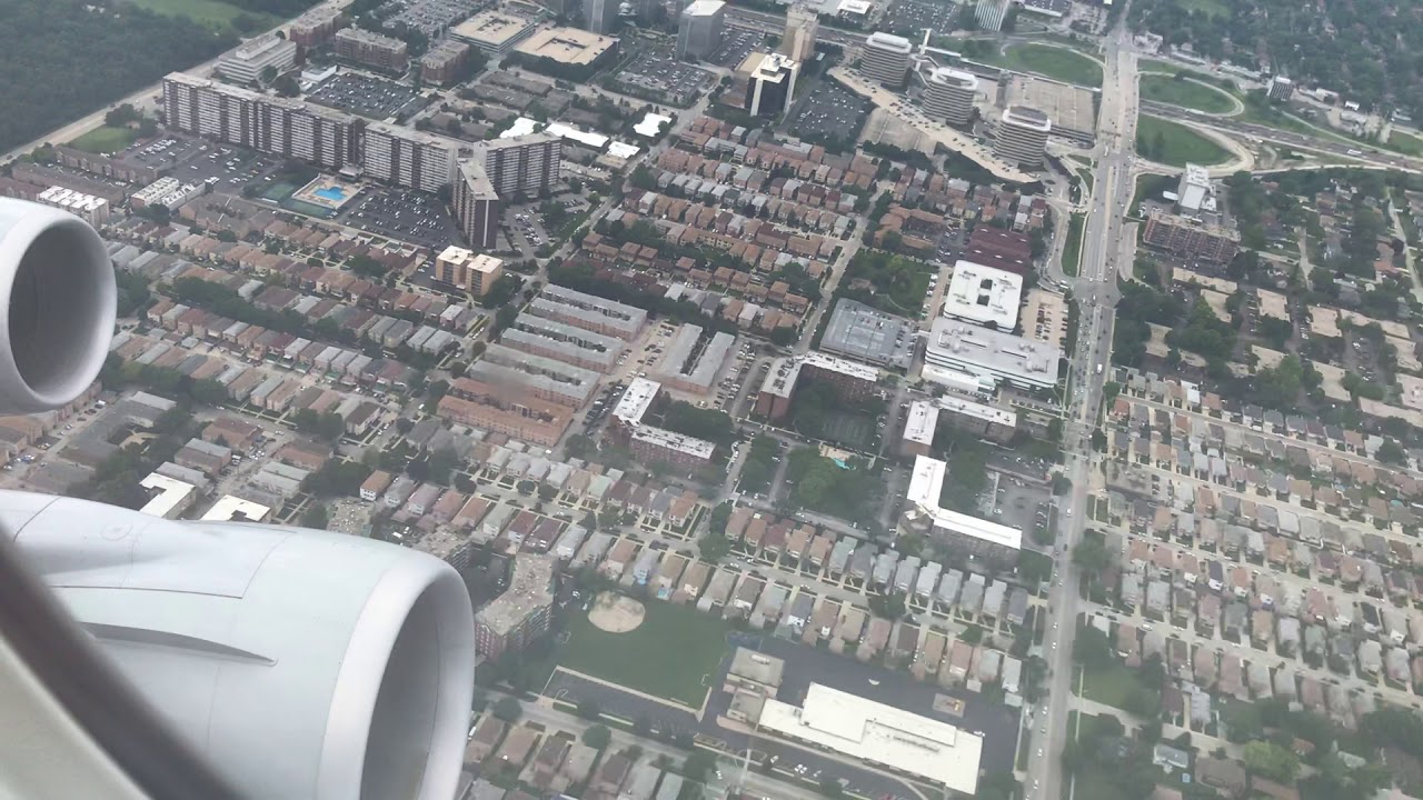 Take off ... Lufthansa LH 431 ORD-FRA B747-830 D-ABYR