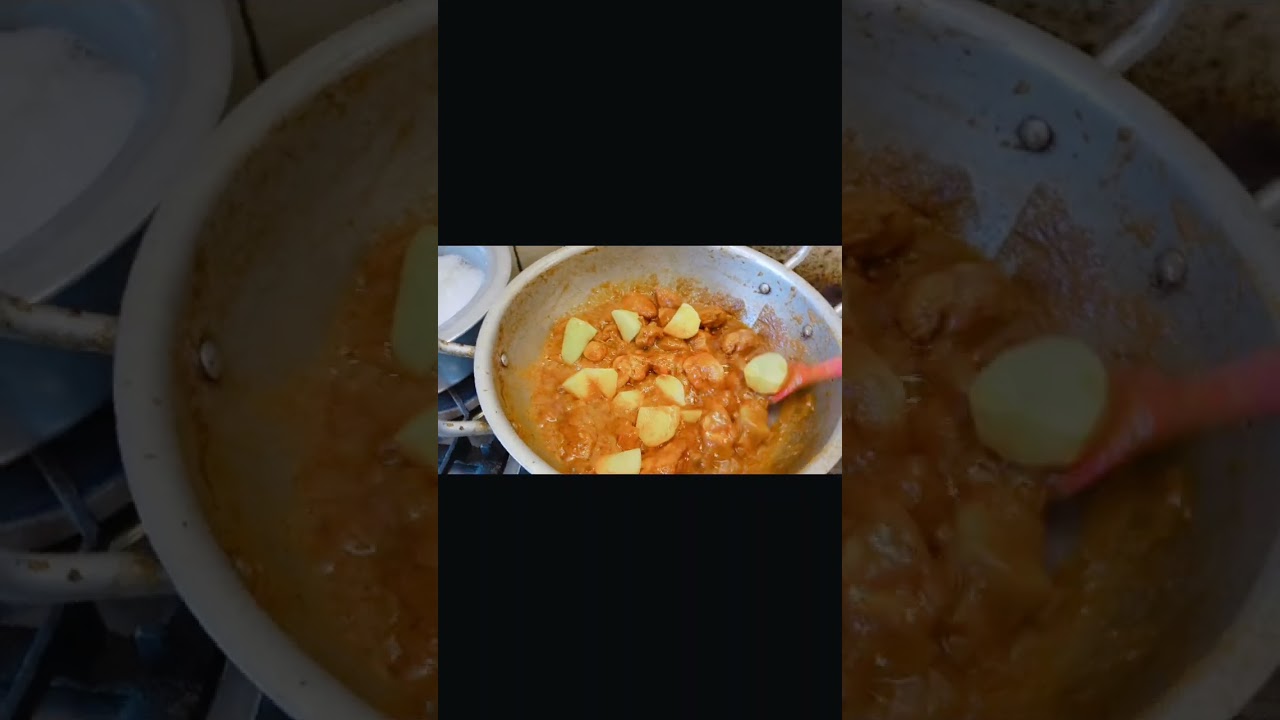#cooking #food #recipe chicken aloo ki recipe 😋🍲