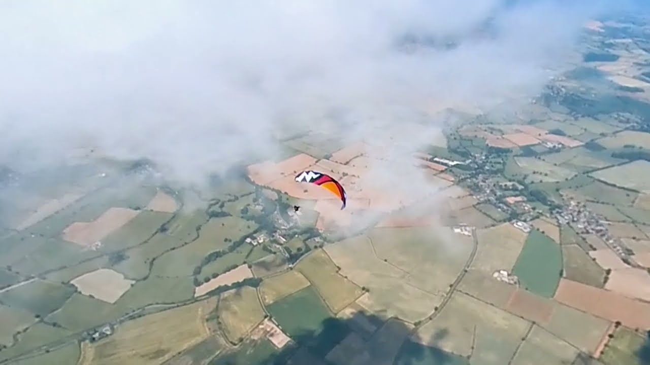 PMC Banbury Paramotor Fly-in on my Dudek Nucleon 4