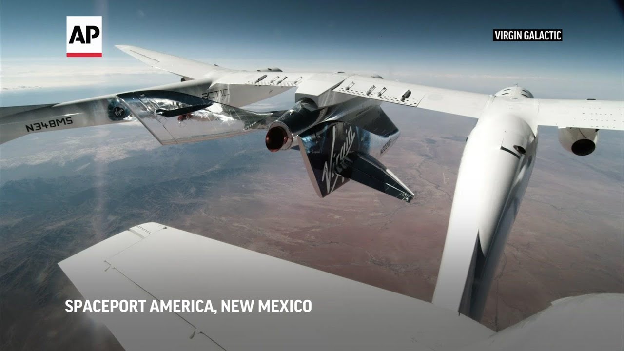 Virgin Galactic rocket ship ascends from New Mexico