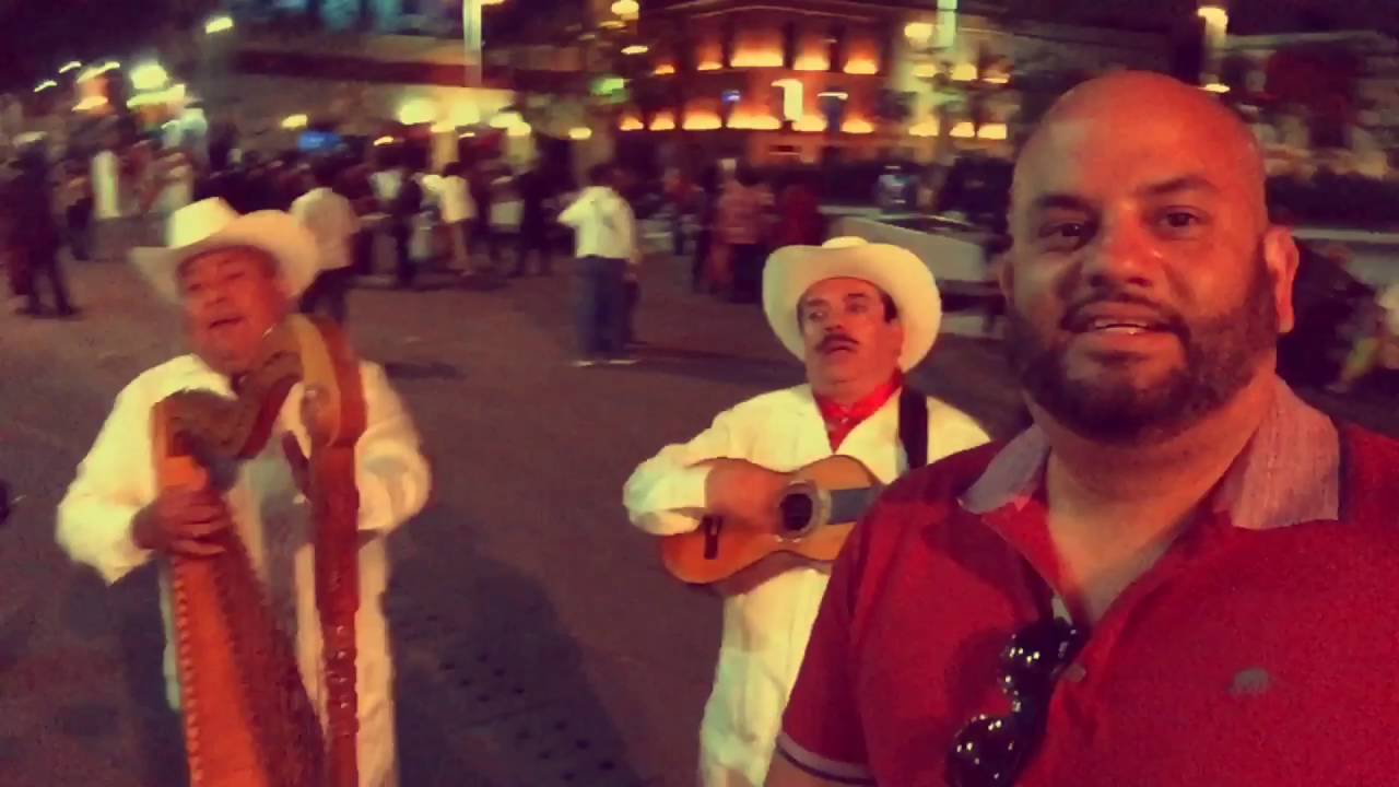 Allá En La Plaza Garibaldi