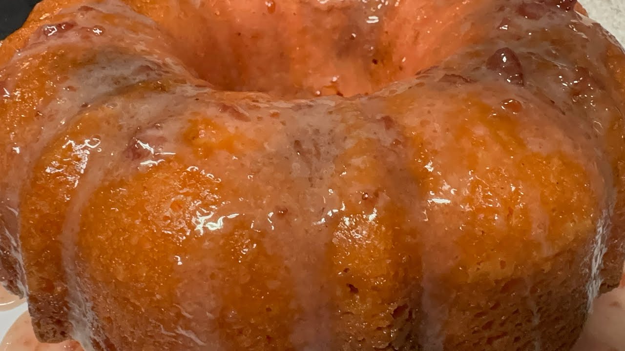 VIRAL Strawberry Honey Bun Cake (MUST WATCH) 🍓🍯