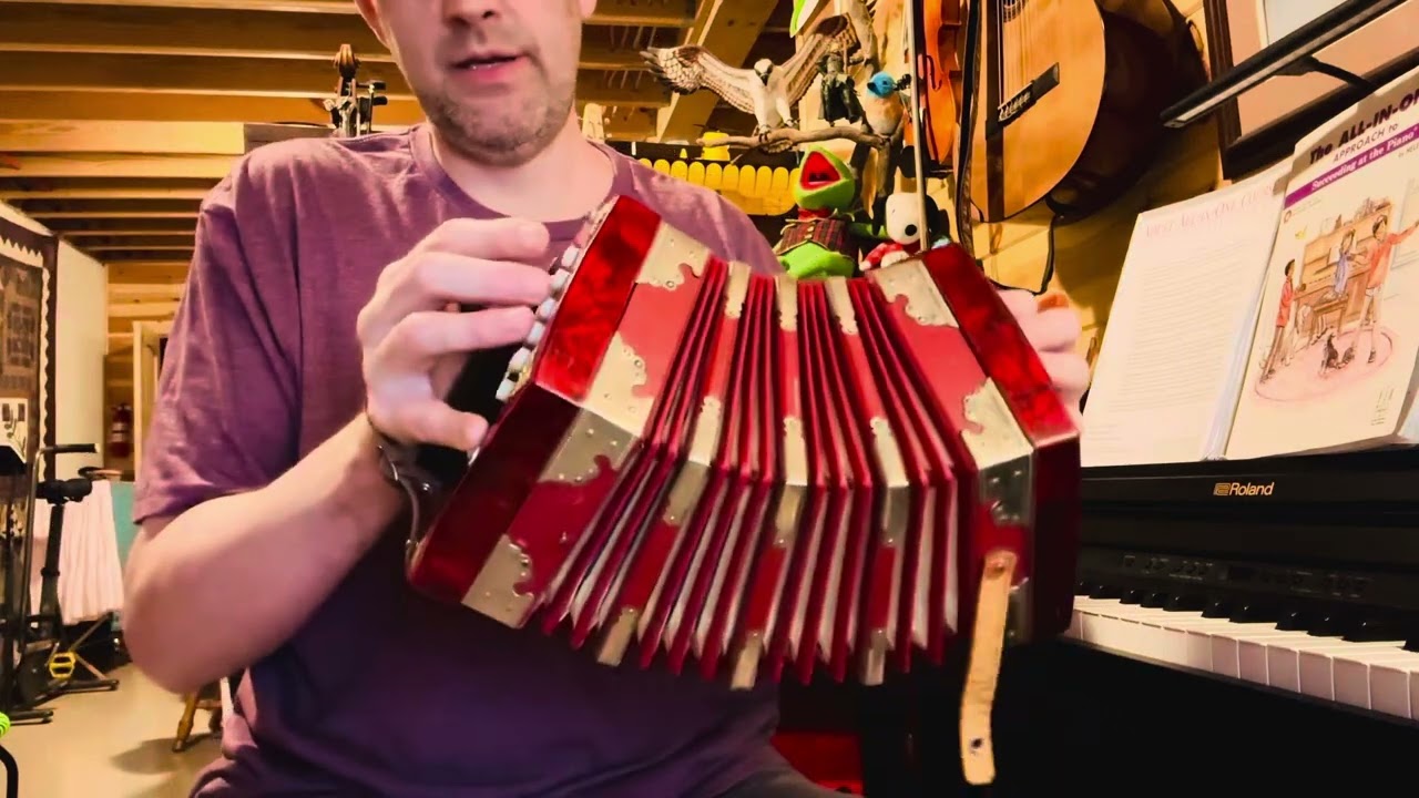 Scholer 20 button concertina demo