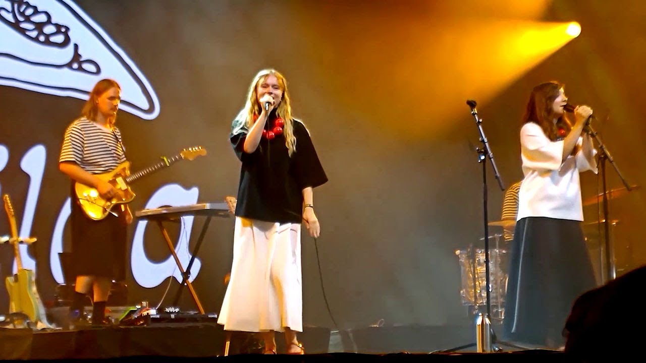 emma & matilda - Sun tyttö - Live at Flow Festival, Helsinki, Aug. 10, 2025