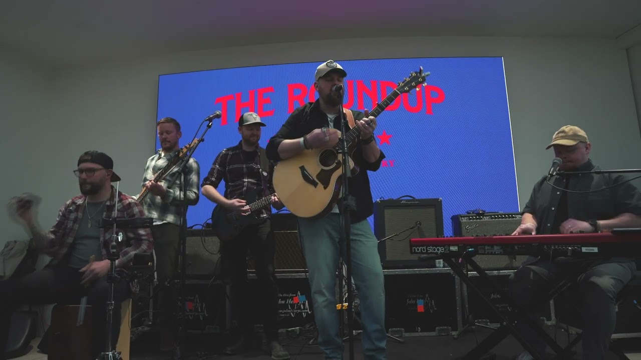 Wood Burnt Red - The Hills @ Country 2 Country 2025 - 4K-S