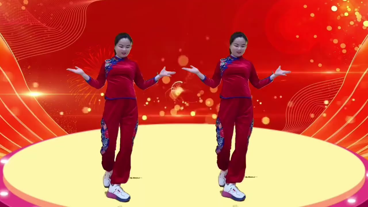 广场舞《欢乐中国年》《中华全家福》《鼓声迎来万年红》