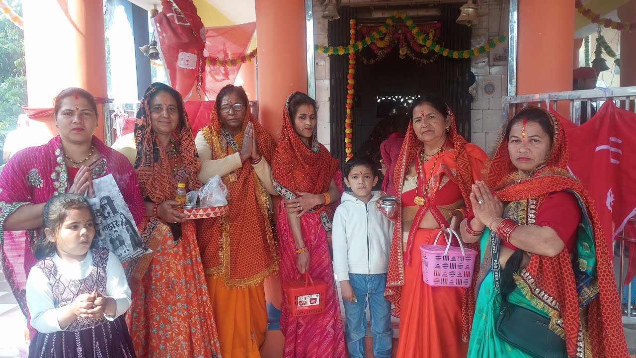 महाशिवरात्रि के पावन अवसर पर भोले नाथ के दर्शन को गये 🙏🙏🌺🌺हर हर महादेव 🙏🙏