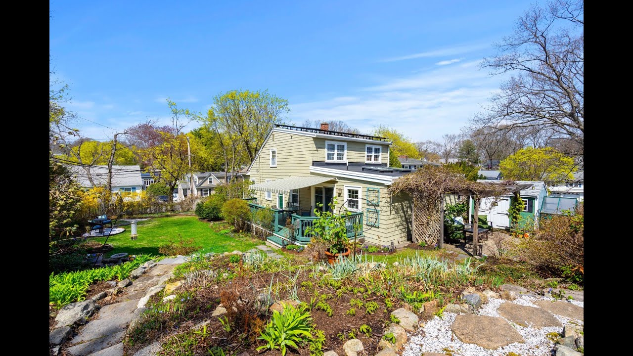 61 Yerxa Road Arlington, MA | ColdwellBankerHomes.com