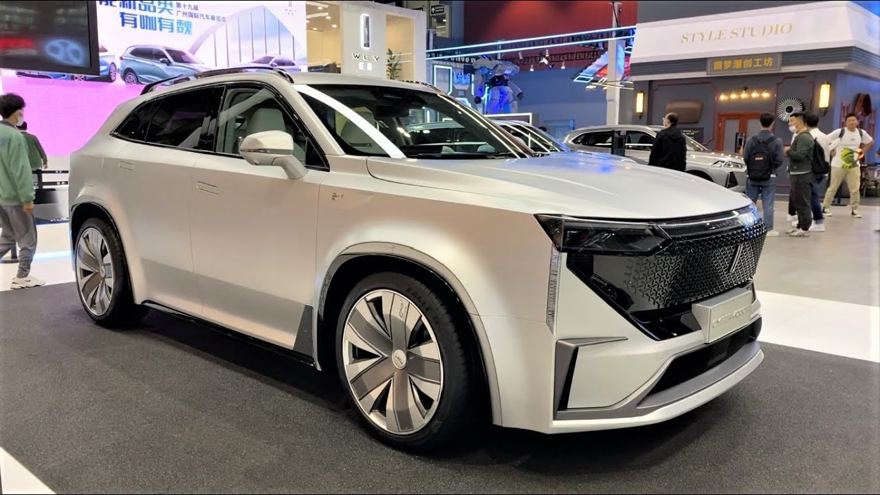2022 GreatWall WEY CyberMoccr Walkaround—2021 Guangzhou Motor Show—2022款长城WEY赛博摩卡，外观与内饰实拍